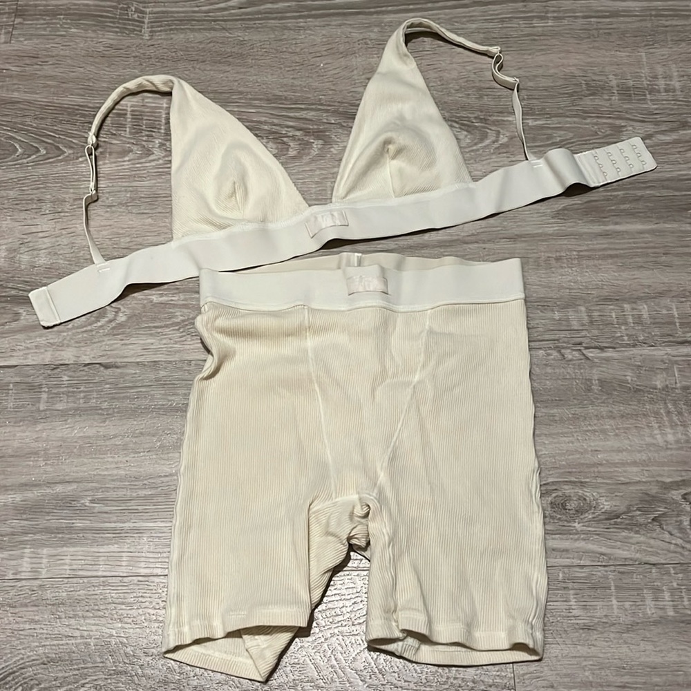 SKIMS cotton rib bralette and boxers set- like new